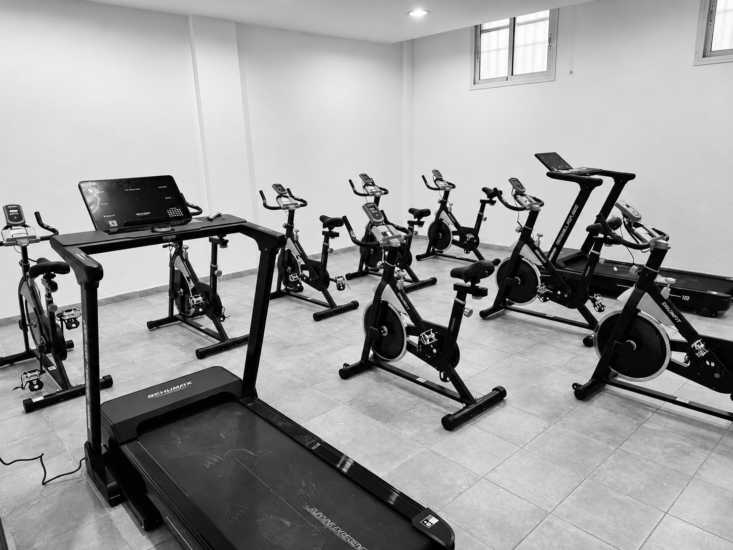 Gimnasio, instalaciones de CALMA